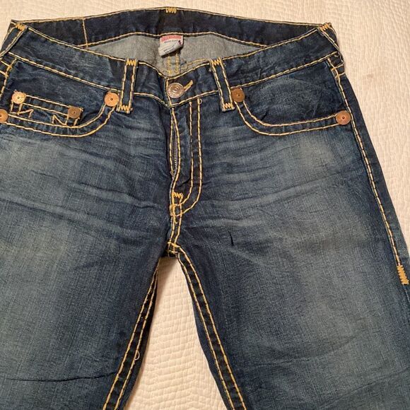 True Religion Mens Jeans . Excellent condition . Very lightly worn - Picture 2 of 4